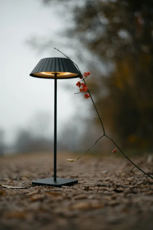 MAXLIGHT T0066 Lampa stołowa Muffin czarna IP44