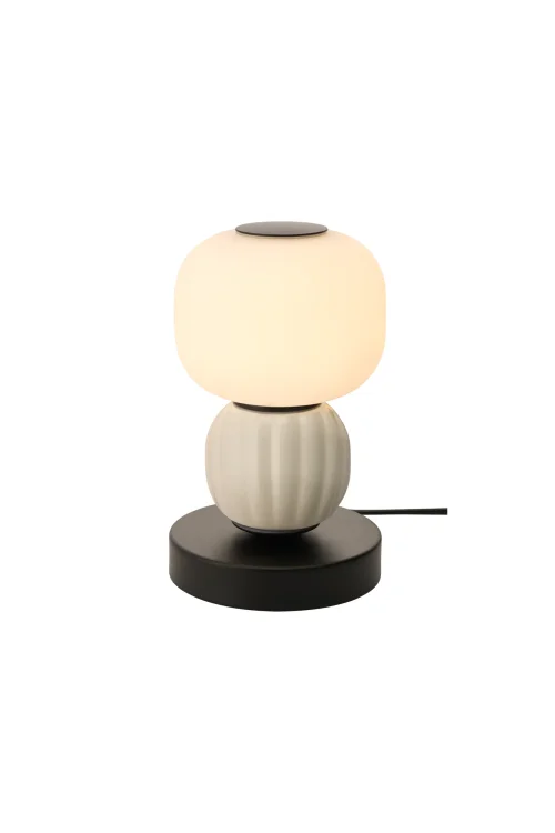 T0071-modern-lampa -biurkowa-maxlight.webp